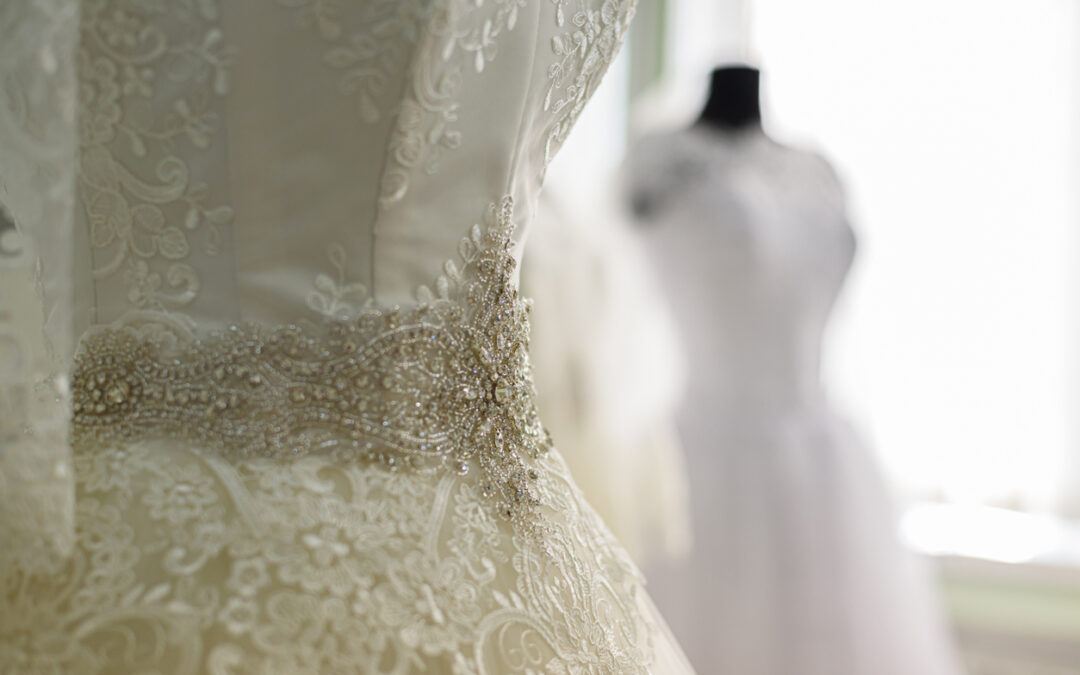 From Pins to Perfection: How Tailors Transform Your Wedding Dress